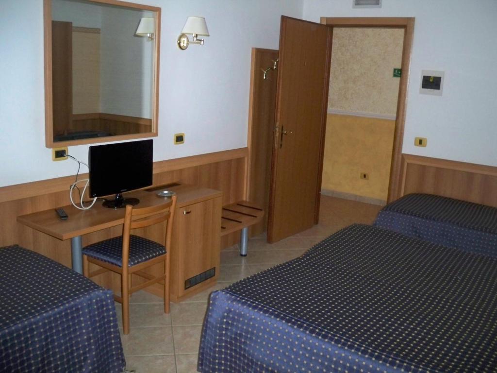 Albergo Corradetti Castel Di Sangro Quarto foto