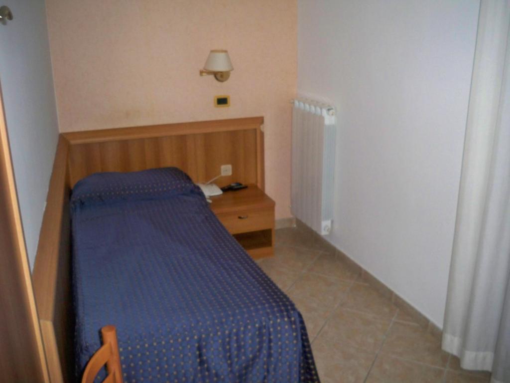 Albergo Corradetti Castel Di Sangro Quarto foto